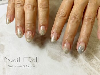 ネイルドール(Nail Doll)/ラメグラデーション シルバー