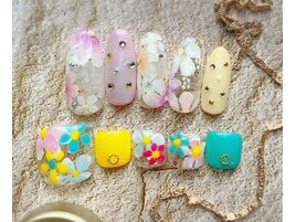 フラワーネイル
