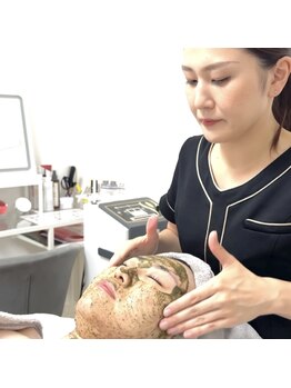 エステサロンブランシュ(Esthe salon Blanche)/お肌に合わせたハーブピーリング