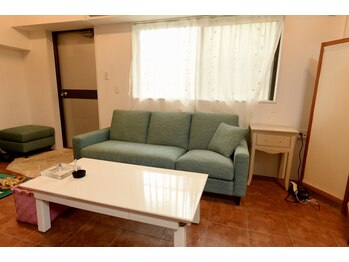 那覇小顔センター/