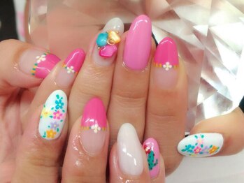 アイリッシュネイル 久屋大通店(Irish Nail)/小花ネイル
