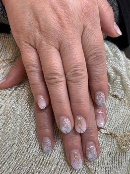 ネイルサロン シェリ(NAIL SALON Cheri)/エアジェルの雪の結晶ネイル人気