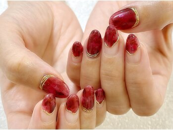 ネイルルージュ(Nail Rouge)/赤ネイル