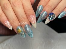 イロ ネイルサロン(iro)/ビジューネイル