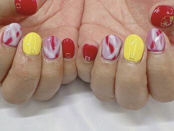 ハニービービー(Honey Bee Bee)/つばき風ネイル