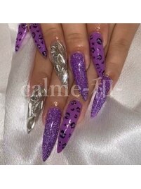 魅惑のパープルレオパードネイル