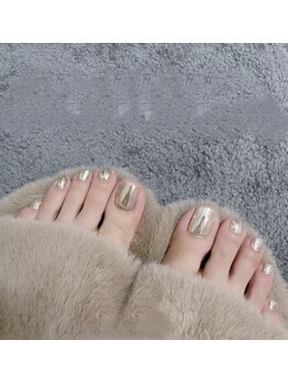 ミラーフットネイル