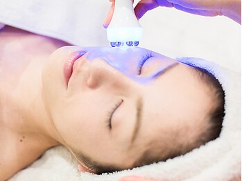ナチュレアンドメディカ(Nature&Medica)の写真/【エステの不可能を】エステ史上最高技術でニキビ,シミなど12種のトラブルをケア！同時に美肌も叶う！