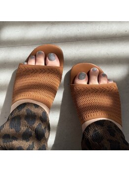 モアナ(moana)の写真/これからの季節に映えるフットネイル♪周りと被らない色味であなただけの色を楽しもう♪[稲毛海岸/千葉]