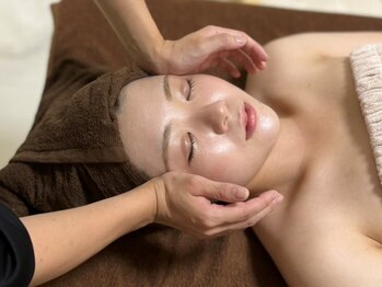 アイズ(aiz)/フェイシャルマッサージ