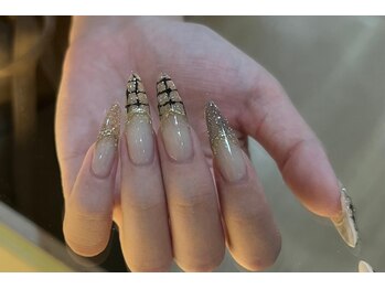 ネイルアンドアイラッシュスタジオ シュシュ(chouchou)/秋冬人気チェックぷっくりミラー