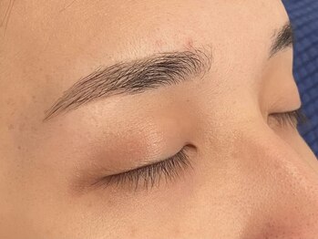 ニカ(nIka)/眉毛WAX脱毛×眉毛パーマ