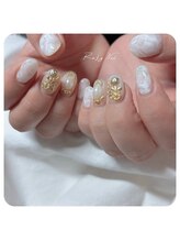 ラフィーネイル(Rafy Nail)/定額B-line