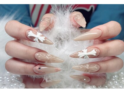 ハスミネイルサロン 新大久保店の写真