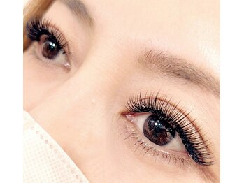 アイラッシュ ラボ ヒトミ(Eyelash Lab Hitomi)/レイヤードWロック