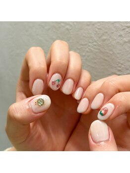 ぷっくりネイル