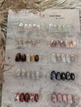 リトルムーン(Little moon)/3月〔hand〕trend design