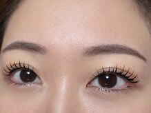 モルレーヴ(MOLREVE)/流行り束感で垢抜け目元