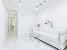 余白整体 CILUNE 茅ヶ崎【肩こり・マッサージ・整体】/施術室へご案内