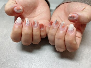 プラス デ ネイル(+ de nail)/ハンド☆つけ放題 9,350円~