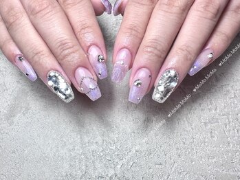 モモネイル(MOMO nail)/