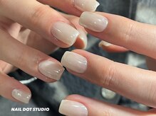 ネイルドットスタジオ 堺筋本町(NAIL DOT STUDIO)/ホワイトミラー
