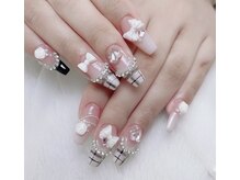 クイーンネイル 新宿(Queen nail)/長さ出し　デザインやり放題