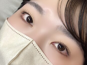 アイスタイルビビッド 元住吉店(EYE STYLE VIVID)/束感セラムラッシュリフト