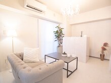 エクシア サロン(ECXIA SALON)/受付兼待合室☆