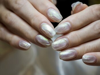 ミーナネイル(miinanail)/オーロラニュアンスネイル