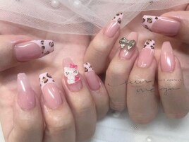 ヒョウ柄ネイル