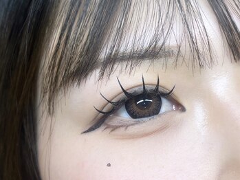 リル(Lilu)の写真/《韓国風な束感で毎日の目元をかわいく♪》お客様のために、愛されまつ毛に仕上げることを心がけてます！