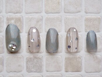 シルバーミラードットネイル