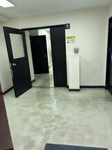 ほぐせる スター鍼灸接骨整体院 竹ノ塚 竹ノ塚東口駅前店/エレベーターホールです！