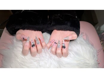 リサネイル(Lisa Nail)/