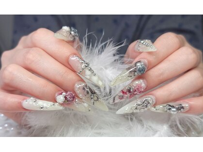 ハスミネイルサロン 新大久保店の写真