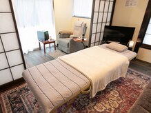 ルナウェルネス 鵠沼海岸 片瀬江ノ島(Luna Wellness)の雰囲気（ペアでのご利用時は、マッサージベッドを使用いたします。）