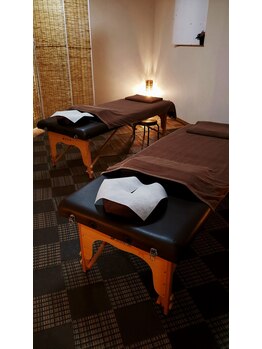 ほぐし屋 ここち/2台を交代しながら使ってます。