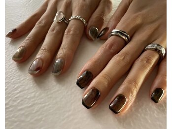 アプサラス プティ(Apsaras putih)/持込みアート10本 120min/¥12000