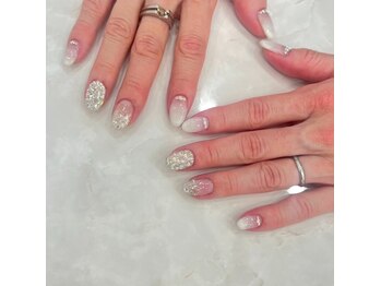 ブライダルネイル