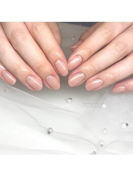 リッシュ トロワ(RICHE trois)/上品ベージュグラデ