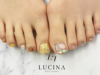 ネイルスタジオ ルキナ(LUCINA)/c-264 贅沢アートフットネイル