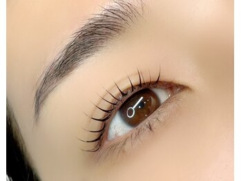 アイラッシュ ティアラ(Tiara)/似合わせラッシュリフト