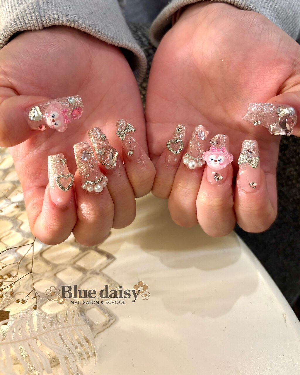 人気順｜リボン/ワンホンネイルのネイルデザイン｜ネイルブック