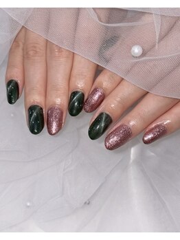 アイラス うるま市/マグネットネイル