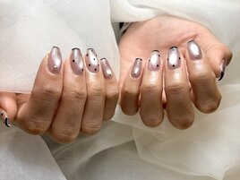 マグネット×ドットネイル