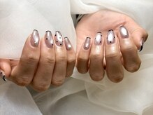 マグネット×ドットネイル