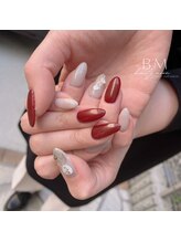 ビューティームーン(beauty moon)/ボルドーカラーで大人ネイル