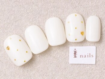 アイネイルズ 三宮店(I nails)/ アイボリーハートスタッズ