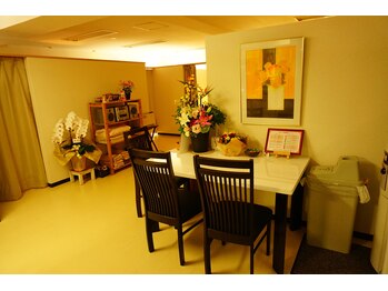 よもぎ蒸しアンドボディケア 珪華/広々とした清潔感のある店内♪